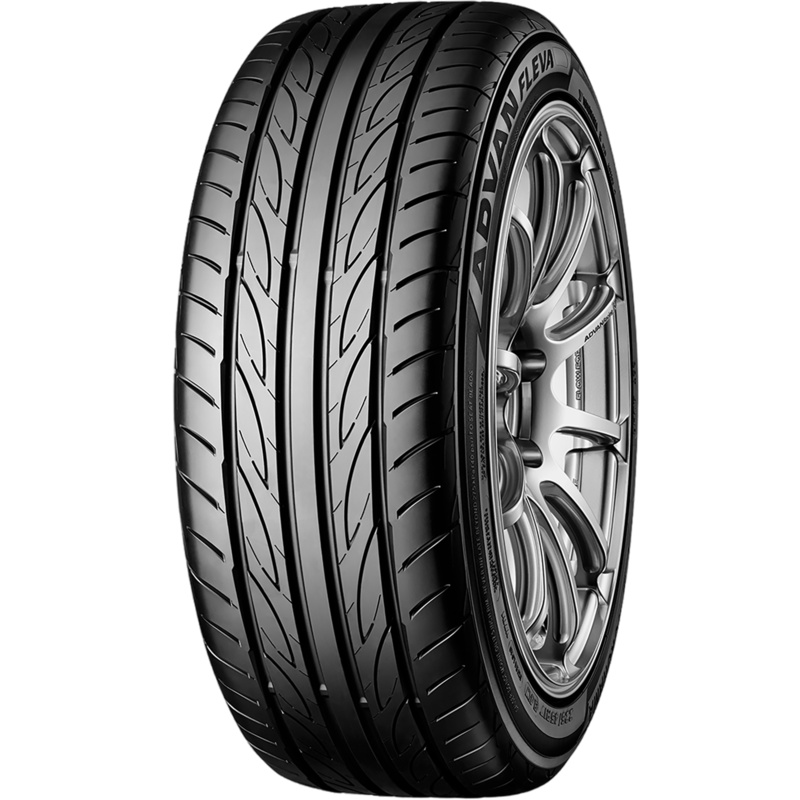 Шины летние новые Yokohama Advan Fleva V701 215/55 R17 94W