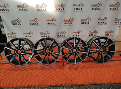 Диск литой б/у VOLKSWAGEN R16