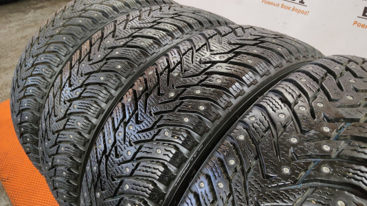 Шины зимние шипованные б/у Nokian Nordman 8 185/65 R15 92T