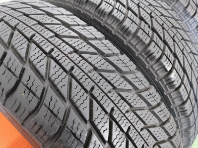 Шины зимние нешипованные б/у Toyo Observe GP4 225/75 R16 106Q